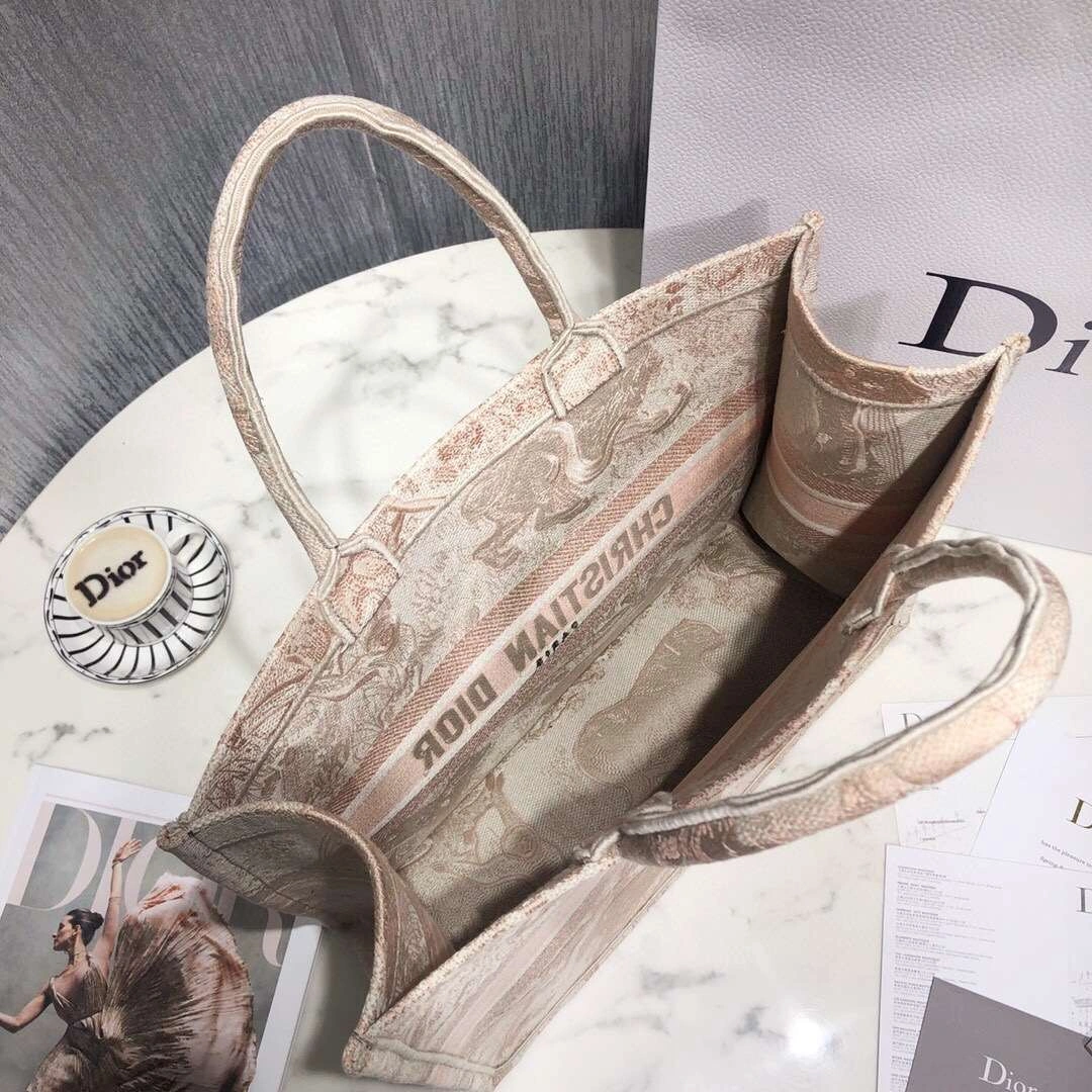 MOMO--- Book Tote 41.5*32cm  36.5*28cm item :063B00E1950